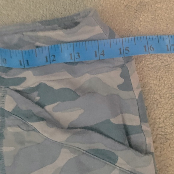 French Terry Cropped Camo Joggers - Picture 7 of 9